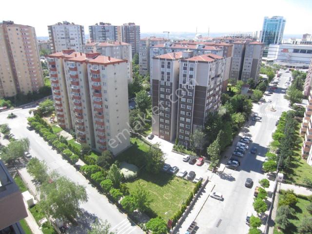 Beykent Merkezde Hasbahçe Sitesinde Bakımlı 3+1=120m2 Daire
