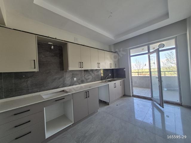 BEYKENT ANA CADDE ÜZERİ TAŞINMAYA HAZIR FIRSAT 2+1 DAİ