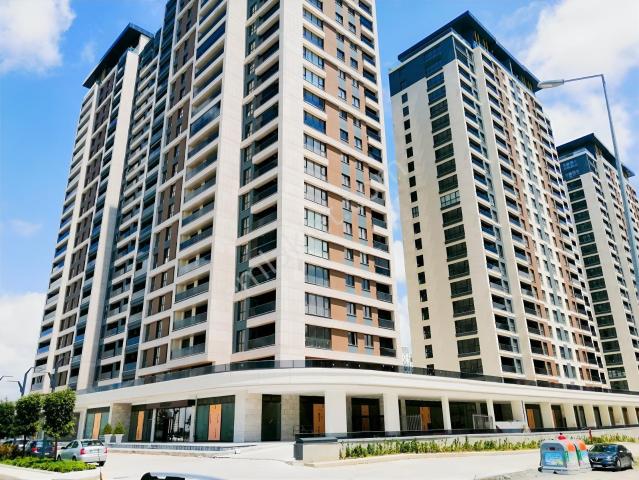 Beykent Fırs Avenue'de Deniz Ve Göl Manzaralı 90m2 1+1 Daire.