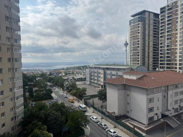 Beykent Te Metrobüse Yakın Konumda 3+1 Kiralık Daire