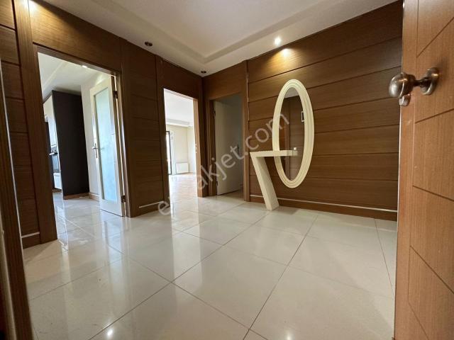 Beykent Vista4 Sitesinde Müstakil Bahçe Kullanımlı 3+1 Kiralık D