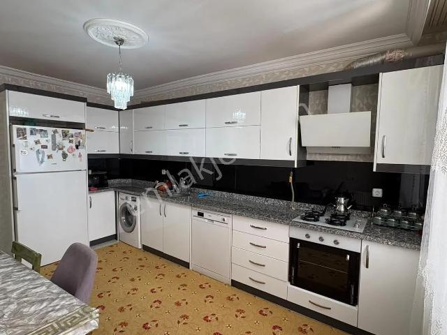 Beykent 1. Etap'ta Satılık 3+1 Daire