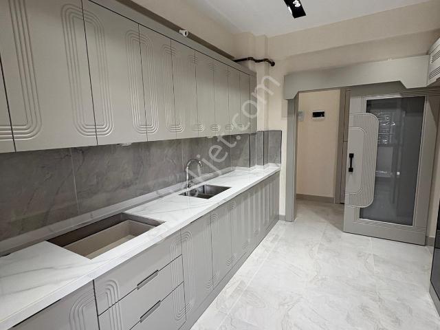 Beykent'te Merkezi Konum'da Satılık 2,5+1 Ultra Lüks Daire