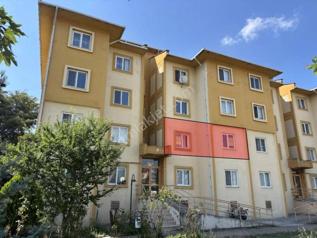 Beyköy Toki Konutları’nda 2+1 85 M² Satılık Ara Kat Daire