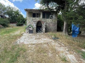 Beykoz Çiftlikde 1000m2 Arsa İnd Tadilatlı Kiralık Müstakil Ev