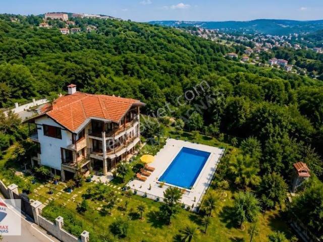 Beykoz Orman İçinde 980m² Müstakil Özel Villa Satılık