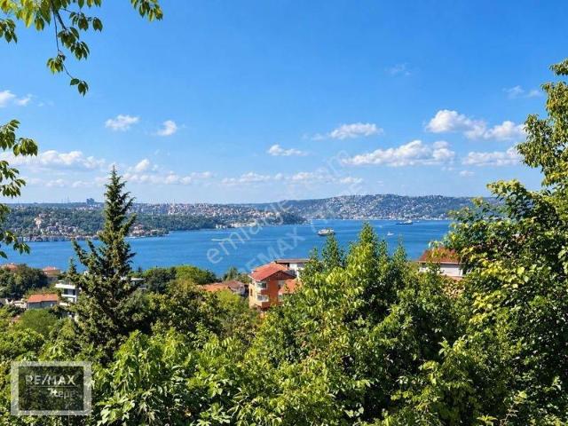 Beykoz Paşabahçe'de Boğaz Manzaralı 700m2 Arsa / 2 Ayrı Daire