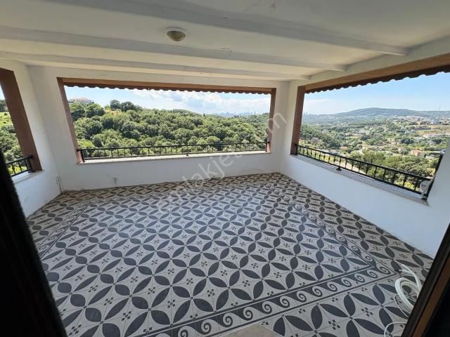 Beykoz Yavuz Selimde Lüx 5+2 750m2 Triplex Villa