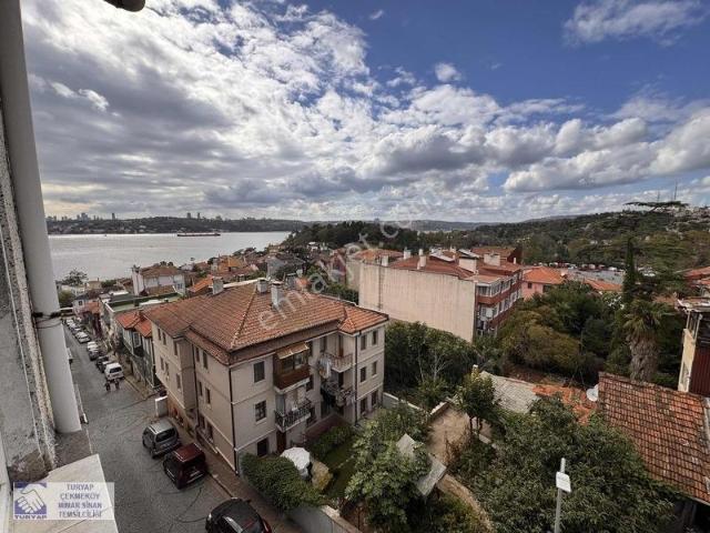 Beykoz Yalıköyde Balkonlu Deniz Manzaralı 2+1 Daire