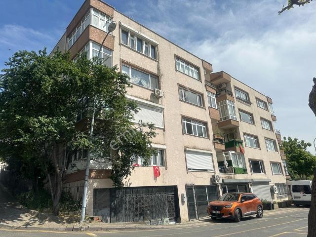 Beylerbeyi Muhteşem Boğaz Manzaralı Satılık Boş 2+1 Daire