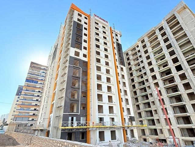 BEYLERBEYİ KALİTESİYLE SATILIK 3+1 LÜKS DAİRE SİZİ BEKLİYOR.