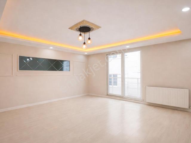 Beylkdüzü Özgür Yapı'dan Ultra Lüks 4+1 Ters Dubleks Daire