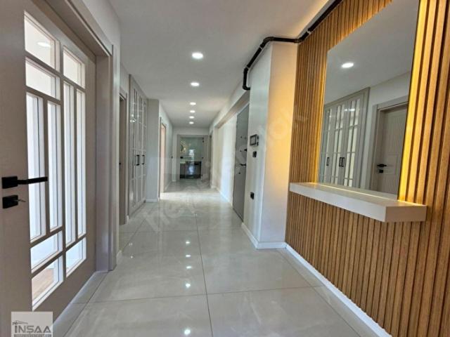 BEYLİKDÜZÜ WEST MARİNA'DA SATILIK 3+1 SIFIR DAİRE
