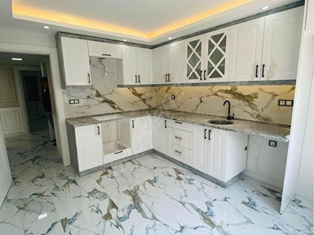 BEYLİKDÜZÜ BEYLİKDÜZÜ OSB MAHALLESİ'NDE YÜKSEK GİRİŞ 2+1 DAİREMİZ