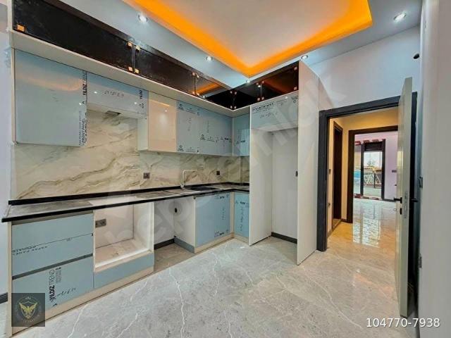 BEYLİKDÜZÜ CUMHURİYET MAHALLESİ'NDE SIK TASARIMLI METROBÜSE YÜRÜME MESAFESİ'NDE 1+1 DAİREMİZ