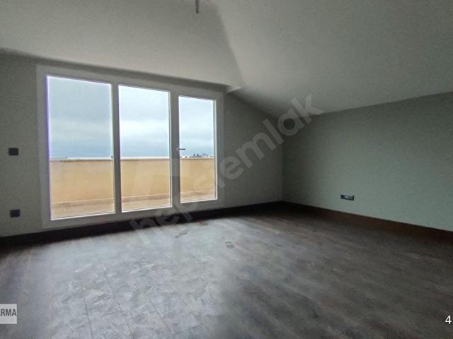 BEYLİKDÜZÜ LOTUS KORU 1 SATILIK 4+2 DAİRE