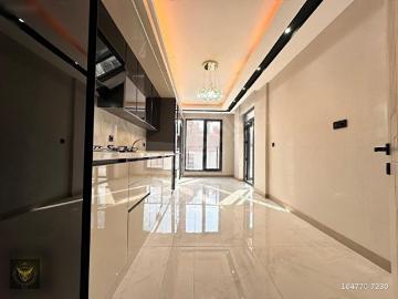 BEYLİKDÜZÜ OSB MH.5M MİGROS AVM DİBİNDE 2+1 LÜX DAİREMİZ.