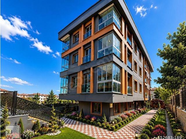 BEYLİKDÜZÜ'NDE VADİYE YAKIN SIFIR 3+1 DAİRE NUEV