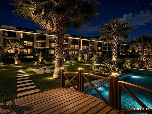 BEYLİKDÜZÜ'NDE FUL DONANIMLI ULTRA LÜKS SİTEDE SATILIK 3+1 DAİRE