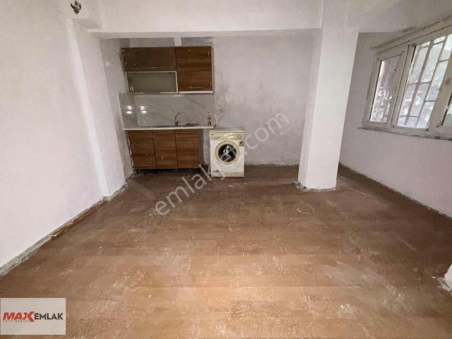 Beylikbağı Kültür Merkezin Karşısında Satılık 1+1 Yüksek Giriş