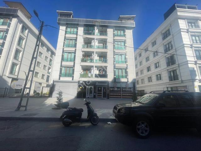 Beylikdüzü Marina Bölgesi Kısa Katlı 3+2 Dubleks Daire
