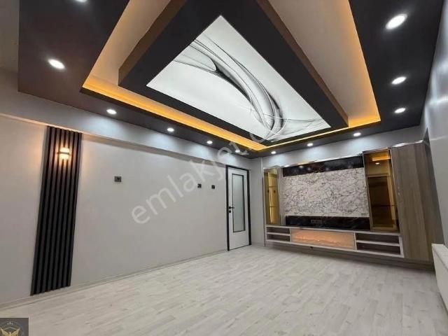 Beylikdüzü Medilife Arkası Sıfır Şık Tasarımlı 2+1 Satılık Daire.