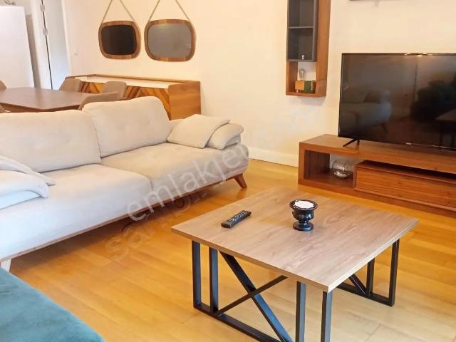 Beylikdüzü Metrobüse Yakın 1+1 Ultra Lüks Eşyalı Daire 40.000