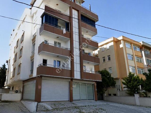 Beylikdüzü Adnan Kahvecide Satılık 2+1 Daire