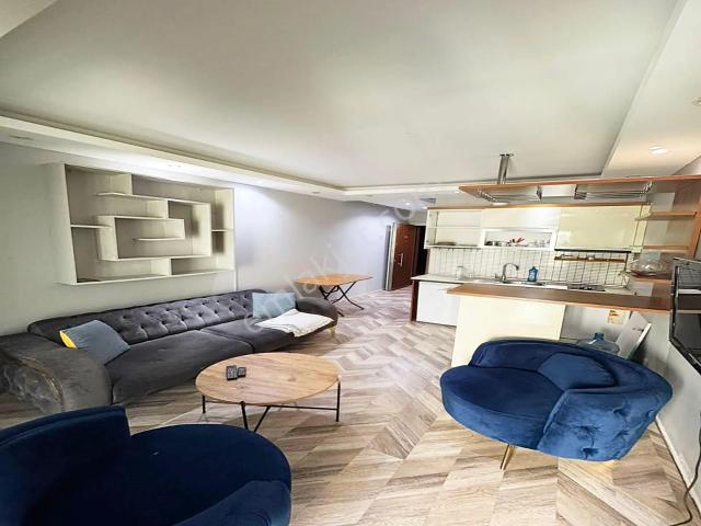 Beylikdüzü Arena'dan Crown Towers'da 1+1 Eşyalı Kiralık Daire