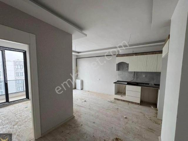 Beylikdüzü Cumhuriyet Mah Aile Oturumuna Uygun Site İçinde Açık Mutfaklı 2+1 Dairemiz