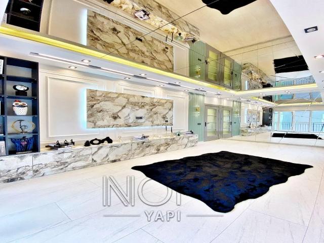 Beylikdüzü Cumhuriyet Mahallesi 2.5+1 120 M² Satılık Ultra Lüx Daire Site İçerisinde Metrobüse 5 Dk