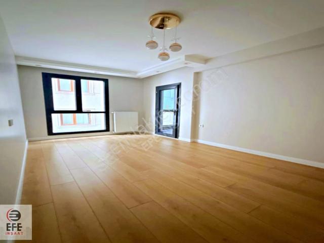 Beylikdüzü Efe'de Aktiviteli Butik Aile Sitesi 2+1 Satılık Daire