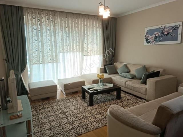 Beylikdüzü Full Eşyalı 1+1 Metrobüse Yakın Daire 40.000 Tl