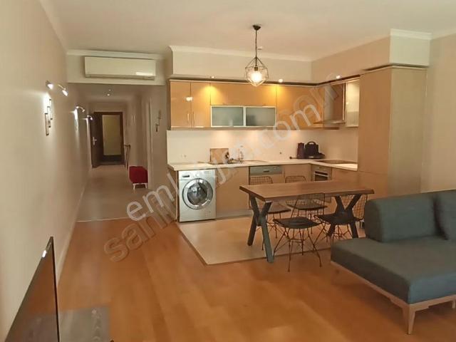 Beylikdüzü Full Lux Esyali 1+1 Metrobüse Yakin_ 40.000