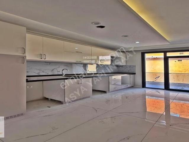 Beylikdüzü Gürpınar 110 M2 Deniz Manzaralı 2+1 Kiralık Daire