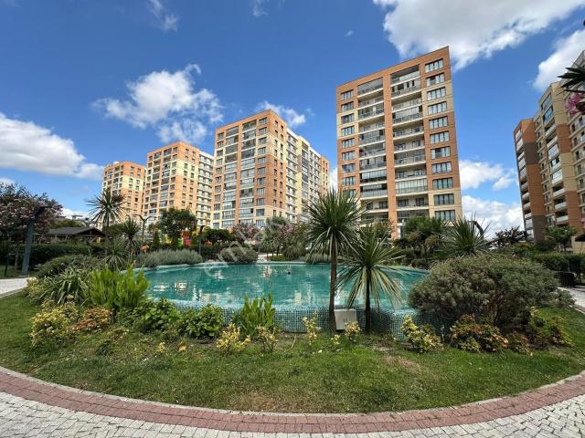 Beylikdüzü İhlas Marmara 4 Satılık 3+1 Boş Daire