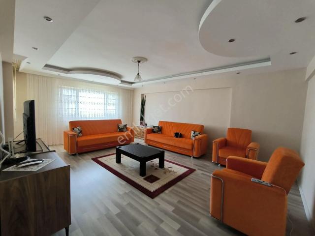 Beylikdüzü Kavaklı'da Satılık 3+1 Daire 140m²