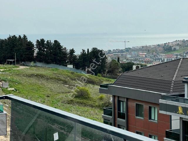 Beylikdüzü Sahil Mahallesi'nde 4+2 Sıfır Dubleks Deniz Manzaralı 260m2 Super Dublex
