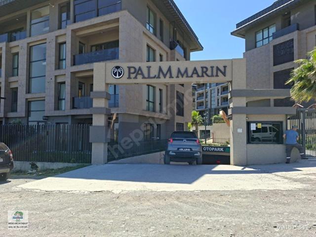 Beylikdüzü Sahil Marinaya Komşu Palm Marin Sitesi Ön Sıra Ful Deniz Manzaralı 4+1 Dublex Daire