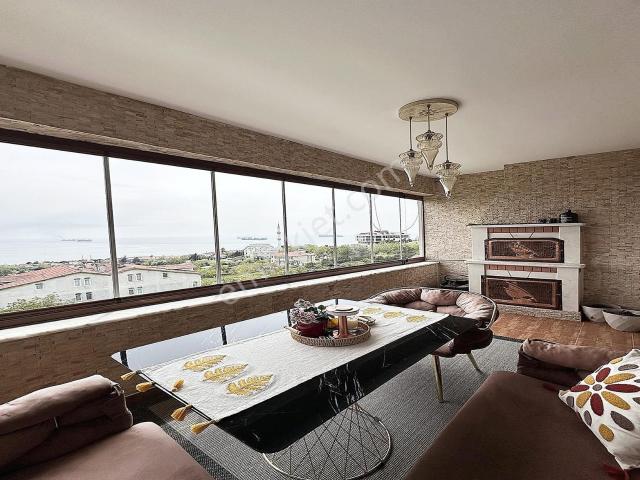 Beylikdüzü Site İçinde Deniz Manzaralı Müstakil Villa