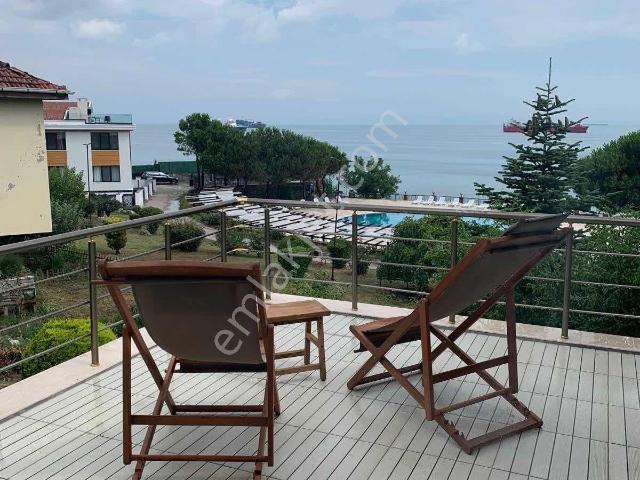 Beylikdüzü Site İçinde Deniz Manzaralı 5+1 Satılık Villa