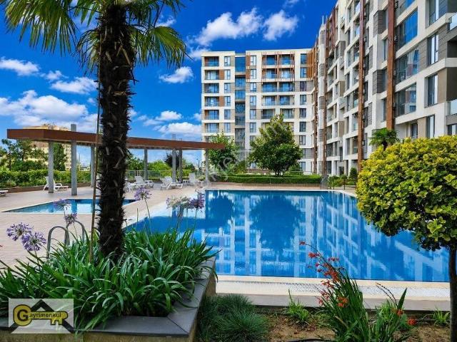 Beylikdüzü Westside 2'deki Daire Taksitli Satılır Metrobüz 2dk