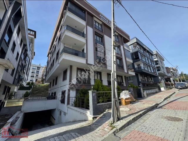 Beylikdüzü Yakuplu Da Kiralık 3+1 2.kat Ön Cephe Metrobüse 13dk