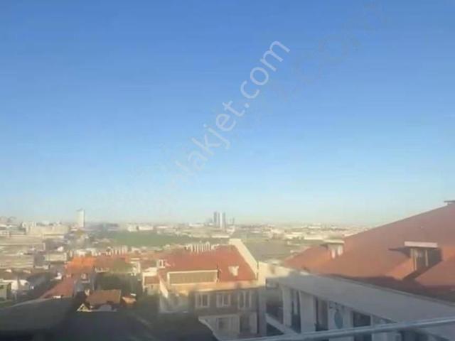 Beylikdüzü Yakuplu Satılık Büyük Dubleks