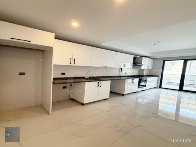 Beylikdüzünde Açık Ve Kapalı Otoparklı Sıfır 3+2 Dublex Daire Fırsatı