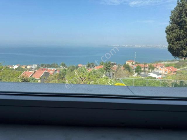 Beylikdüzünde Eşşiz Manzaralı Sitede Satılık Villa