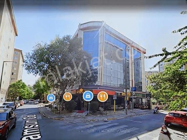 Beylikdüzünde Prestijli Binada Yatırımlık Ofis Fırsatı