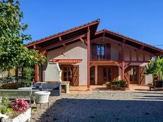 Beylongue 40370 Achat / Vente maison 8 pièces t8 parking