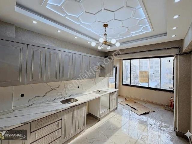 Beymahall Cadde Üzeri 3,5+1 Köşe Başı Satılık Fırst Daire