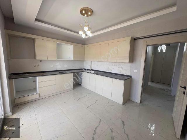 Beymahall Beykent 1. Etap Giriş Kat Sıfır 2+1 Daire